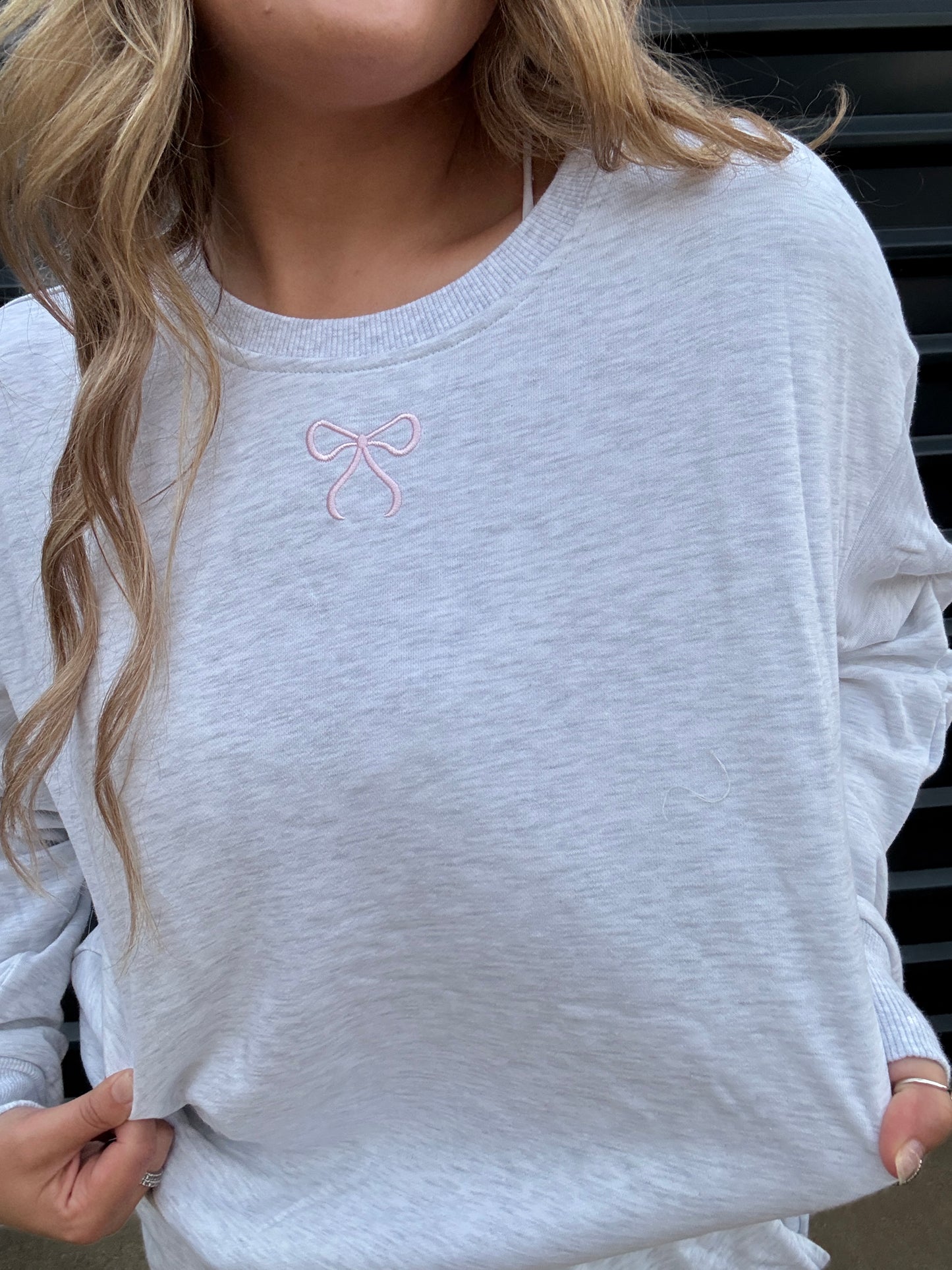 Bold Bow Lounge Set
