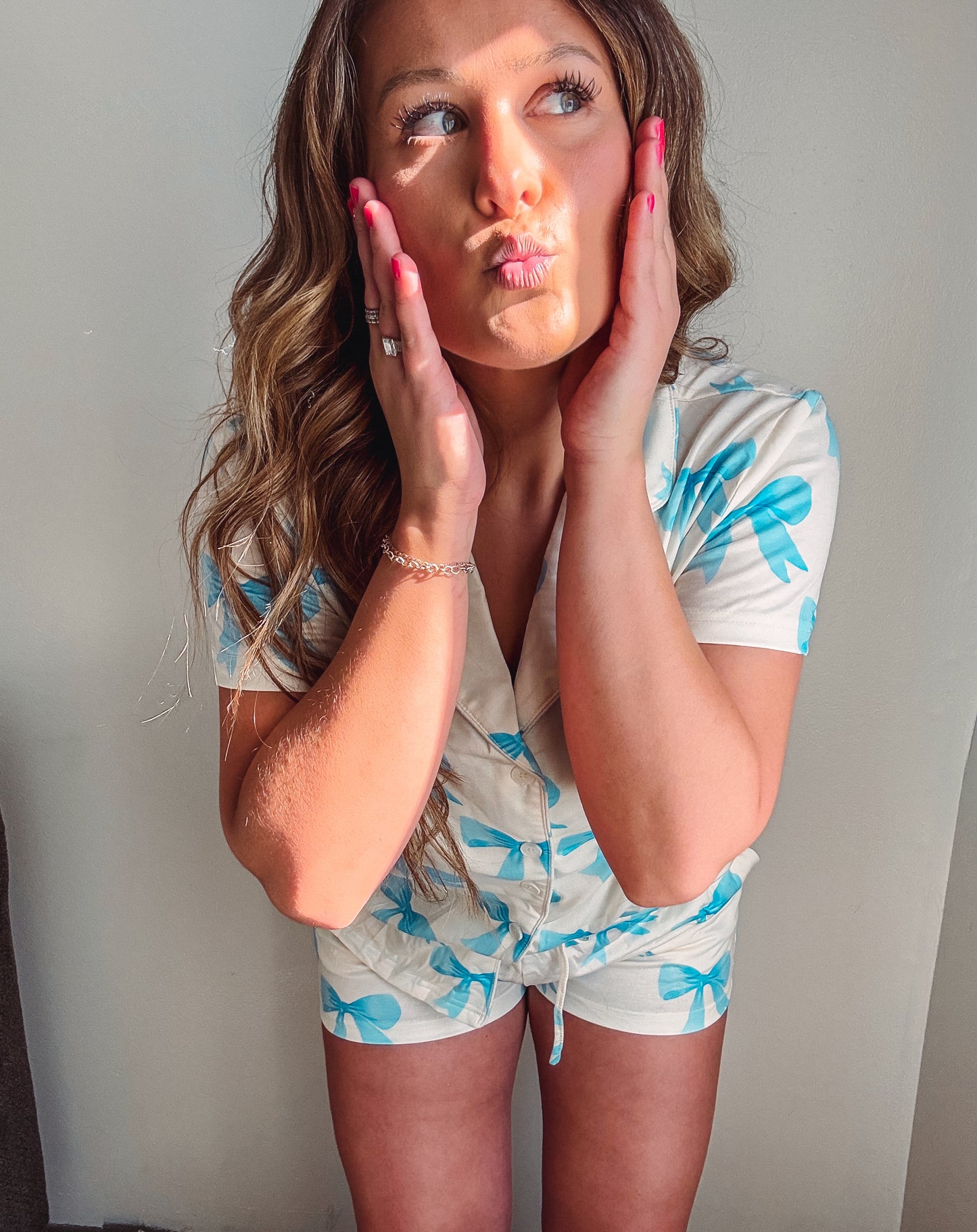 Bold Blue Bow Lounge Set
